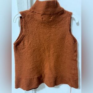 TAHARI merino wool vest toddler size M